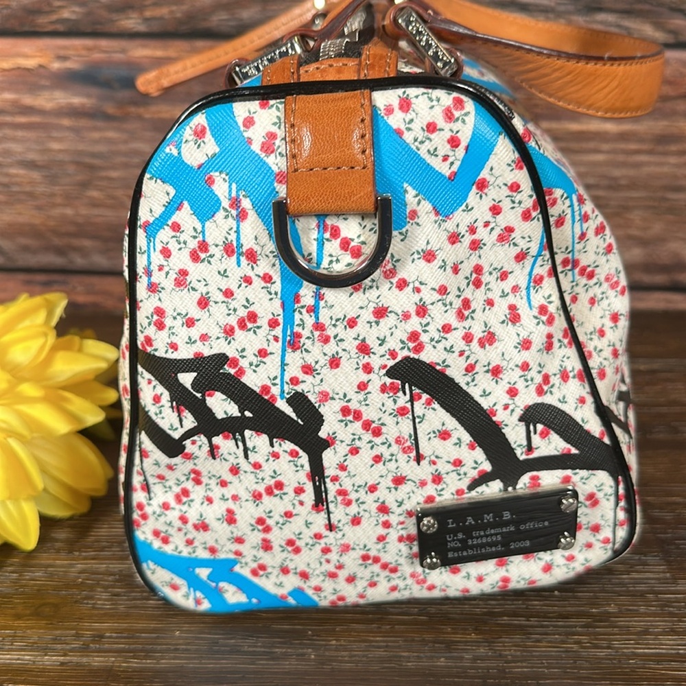 L.A.M.B by Gwen Stefani Worthington Ditzy Graffiti Zipper Flower Satchel bag! - Picture 4 of 13